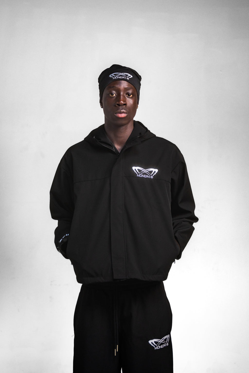 NIGHT BLACK WINDBREAKER