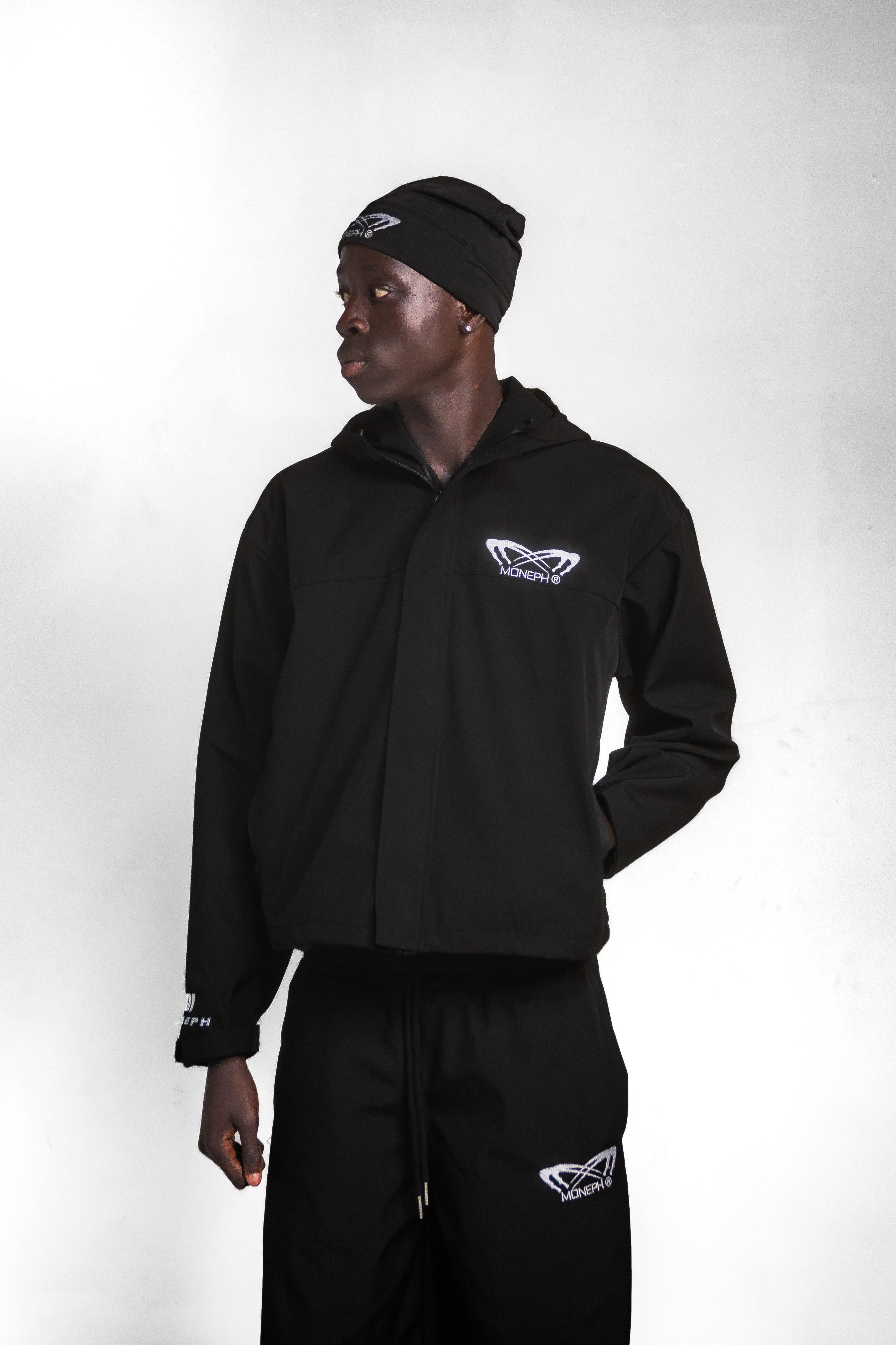 NIGHT BLACK WINDBREAKER